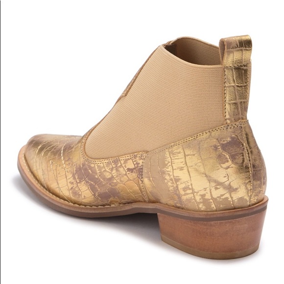 Sweet Jane by Matisse Booties - Picture 2 of 8